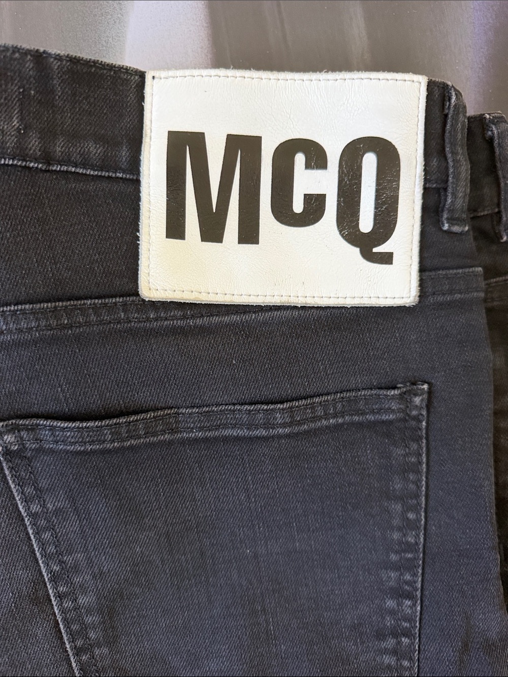 McQ by Alexander McQueen Men's Black Skinny Jeans
